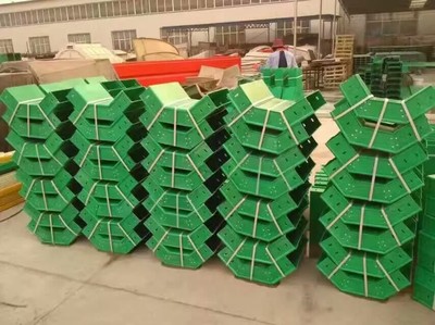 玻璃钢电缆桥架槽式200*100桥架现货6米一根带盖子带连接片带螺_建筑材料栏目_